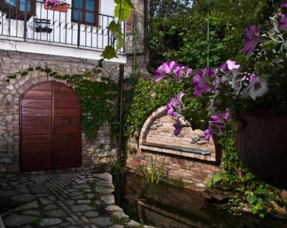 Vip Miku Apartman 2 Mikulov Exterior photo